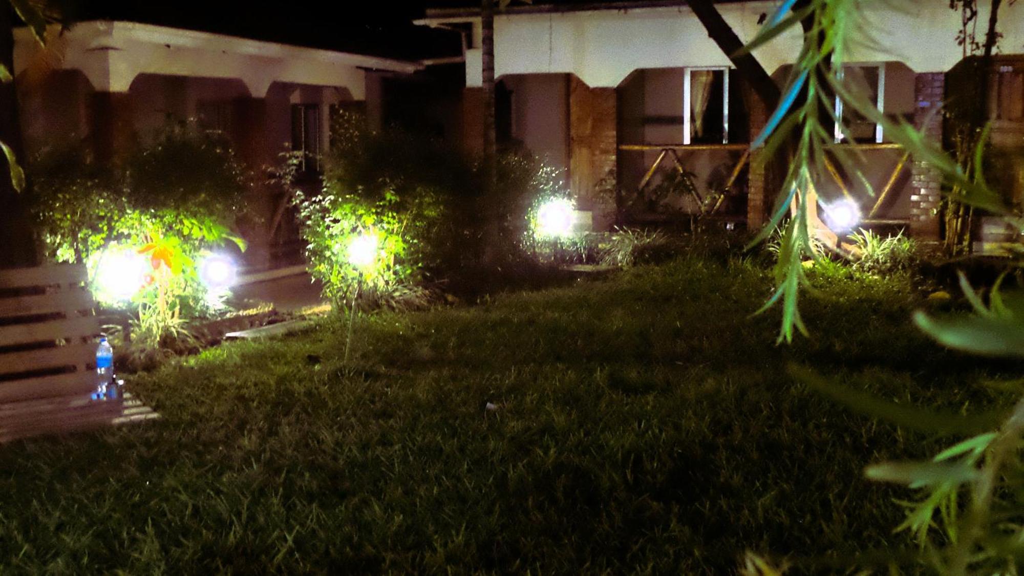 Home Feeling Neneu Lodge Moshi Esterno foto