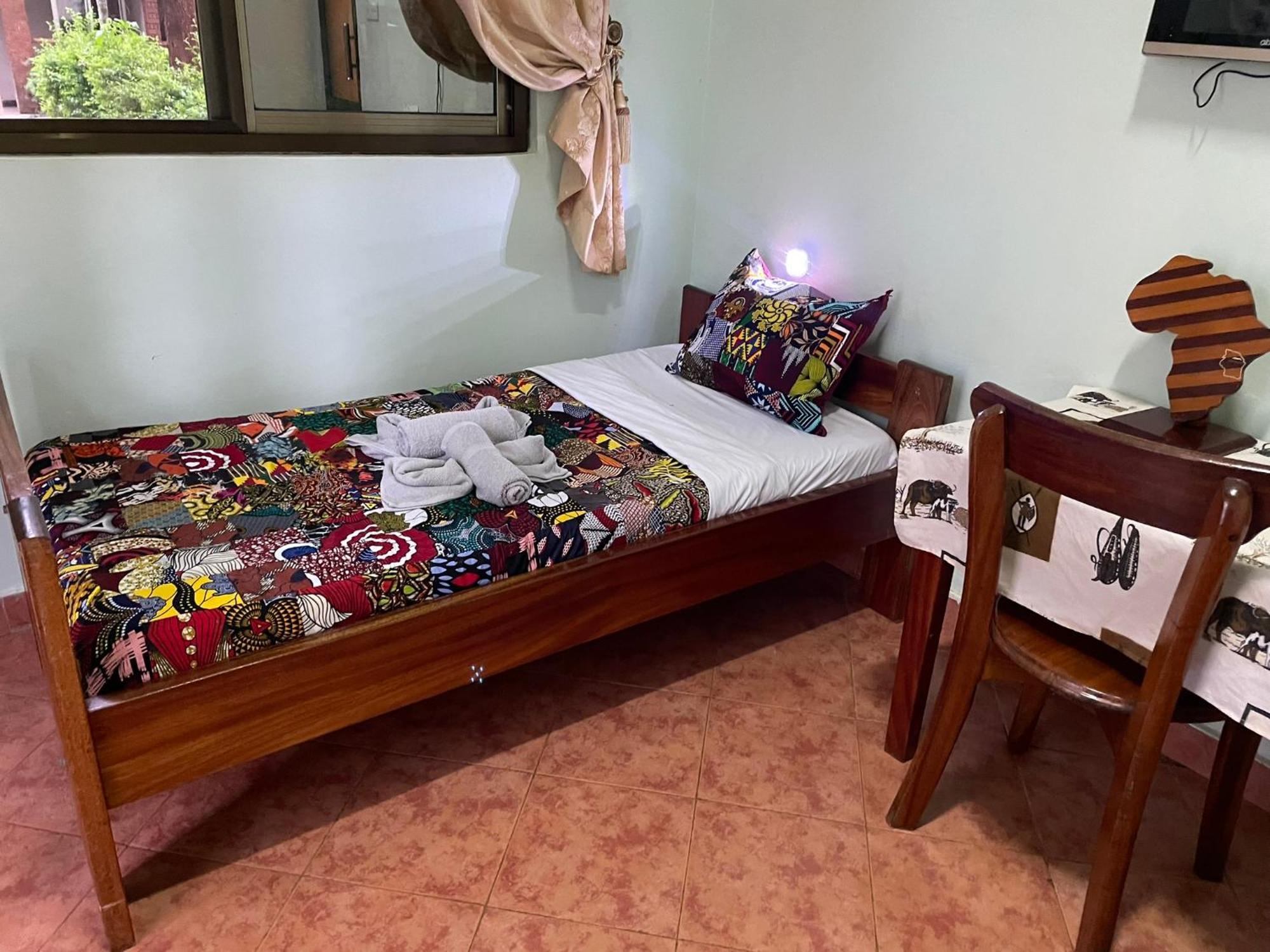 Home Feeling Neneu Lodge Moshi Esterno foto